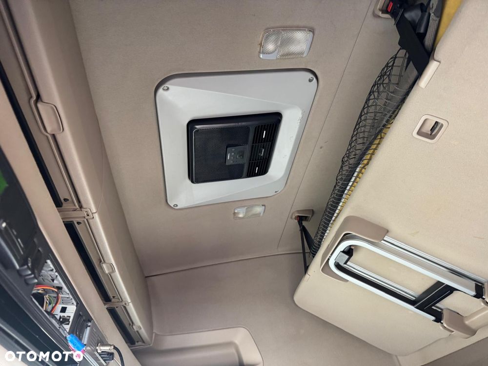 Scania R450/ MEGA LOWDECK/ 2016r/ ZAWIESZENIE FULL PODUSZKA/ RUCHOMME SIODŁO/FULL LEDY/BOGATA WERSJA - 19