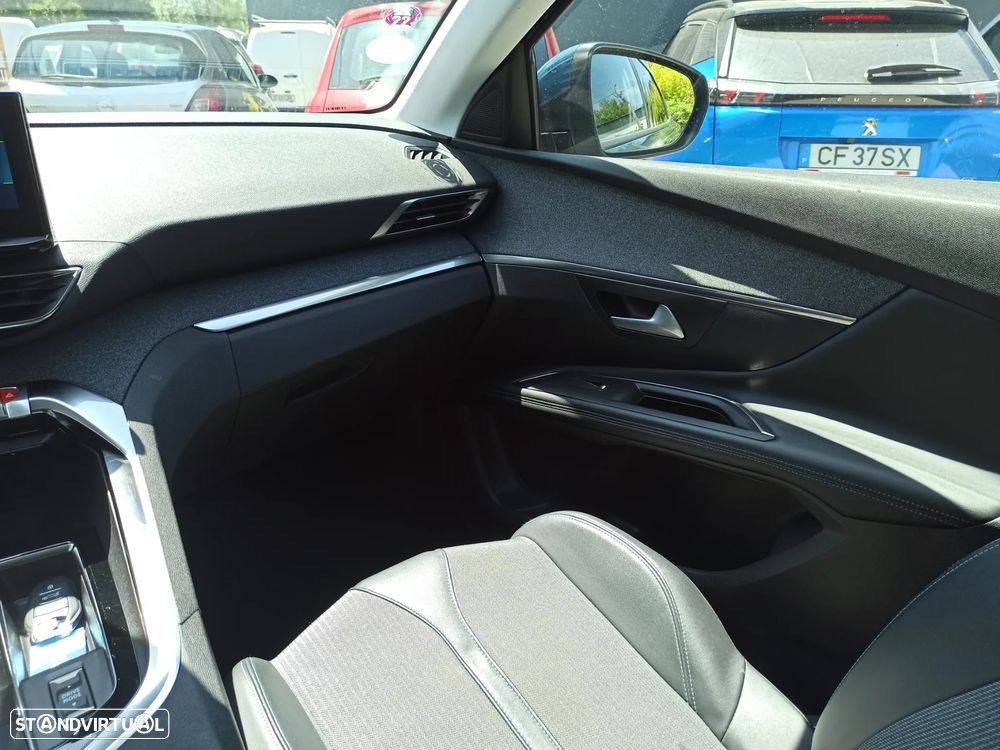 Peugeot 3008 - 15