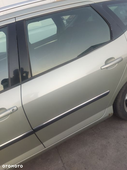 Na części Peugeot 407 KCVD Silnik Skrzynia Maska Zderzak Drzwi Klapa Szyba - 4