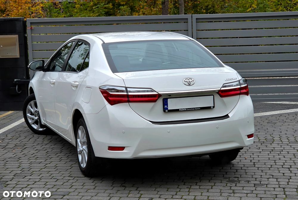 Toyota Corolla 1.6 Premium - 7