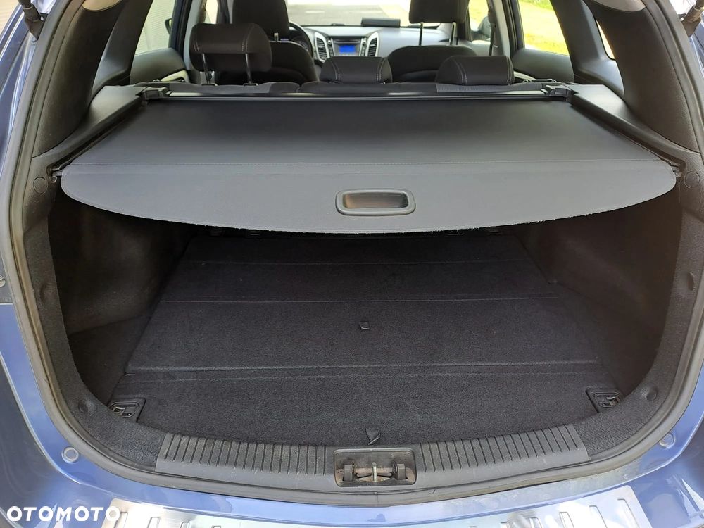 Hyundai i30 1.6 Premium - 27