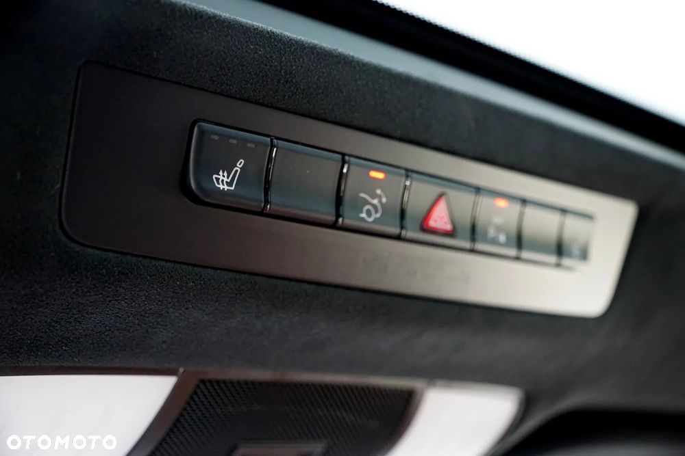 Mercedes-Benz AMG GT S Coupe Speedshift 7G-DCT - 34