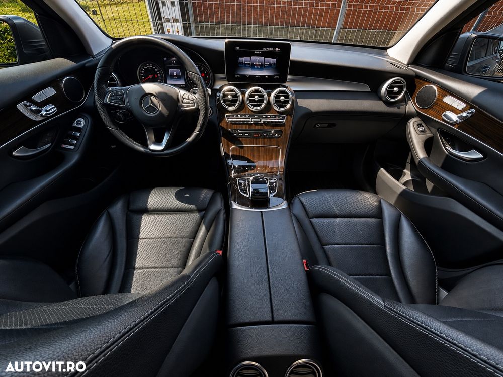 Mercedes-Benz GLC 300 4MATIC - 5