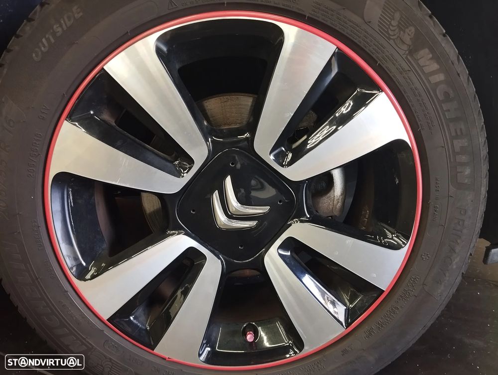 Citroën C3 1.2 PureTech C-Series - 10