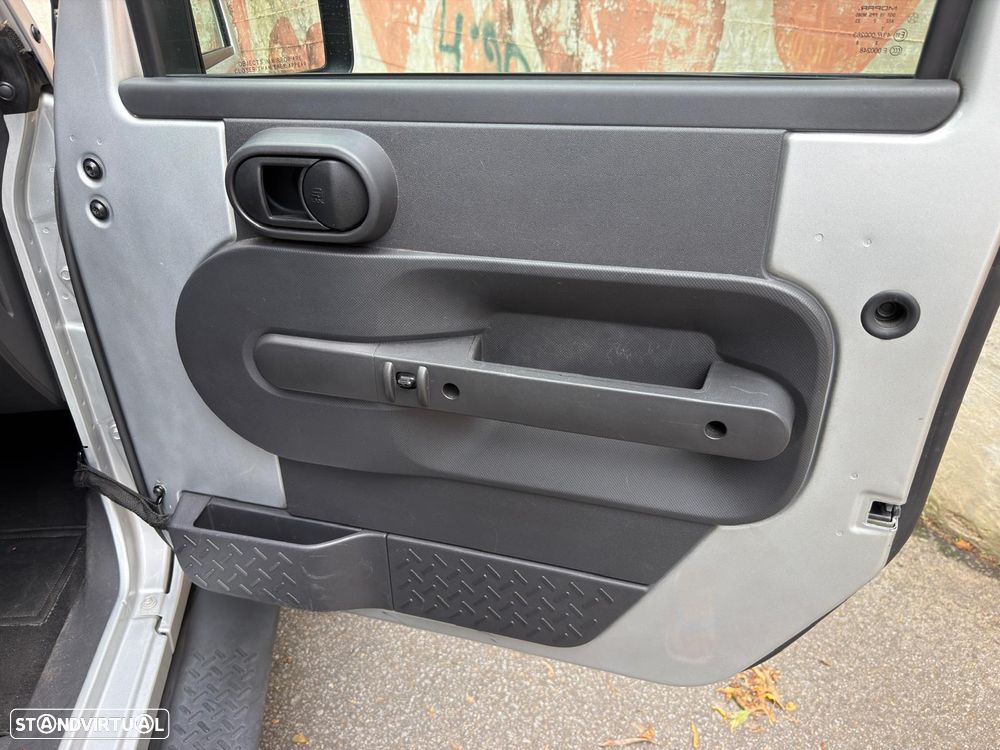 Jeep Wrangler Unlimited 2.8 CRD MTX Sahara - 21