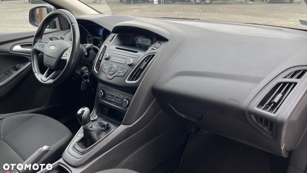 Ford Focus 1.6 Trend - 11