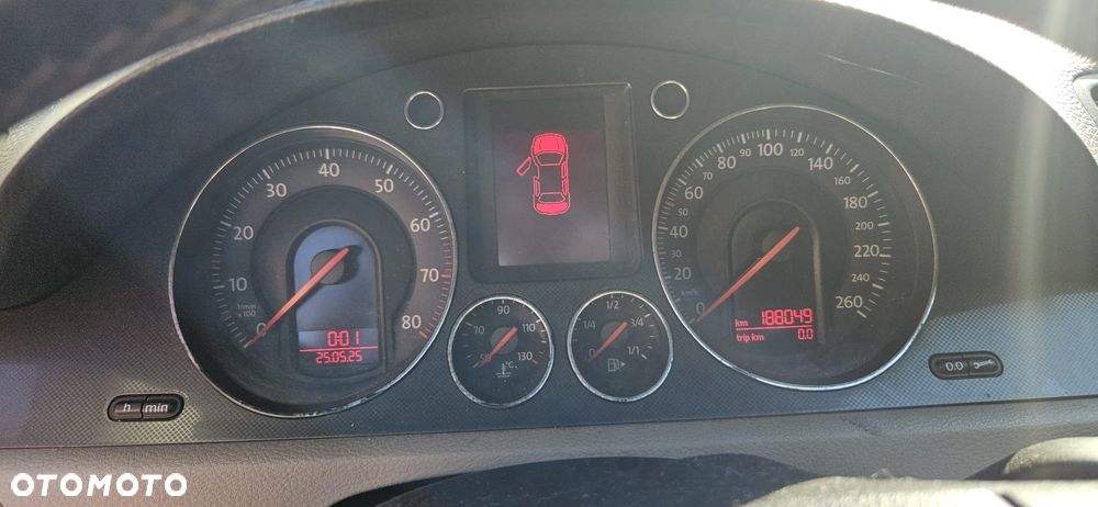 VOLKSWAGEN PASSAT B6 05-09 2.0 FSI BLR - RADIO RADIOODTWARZACZ - 28