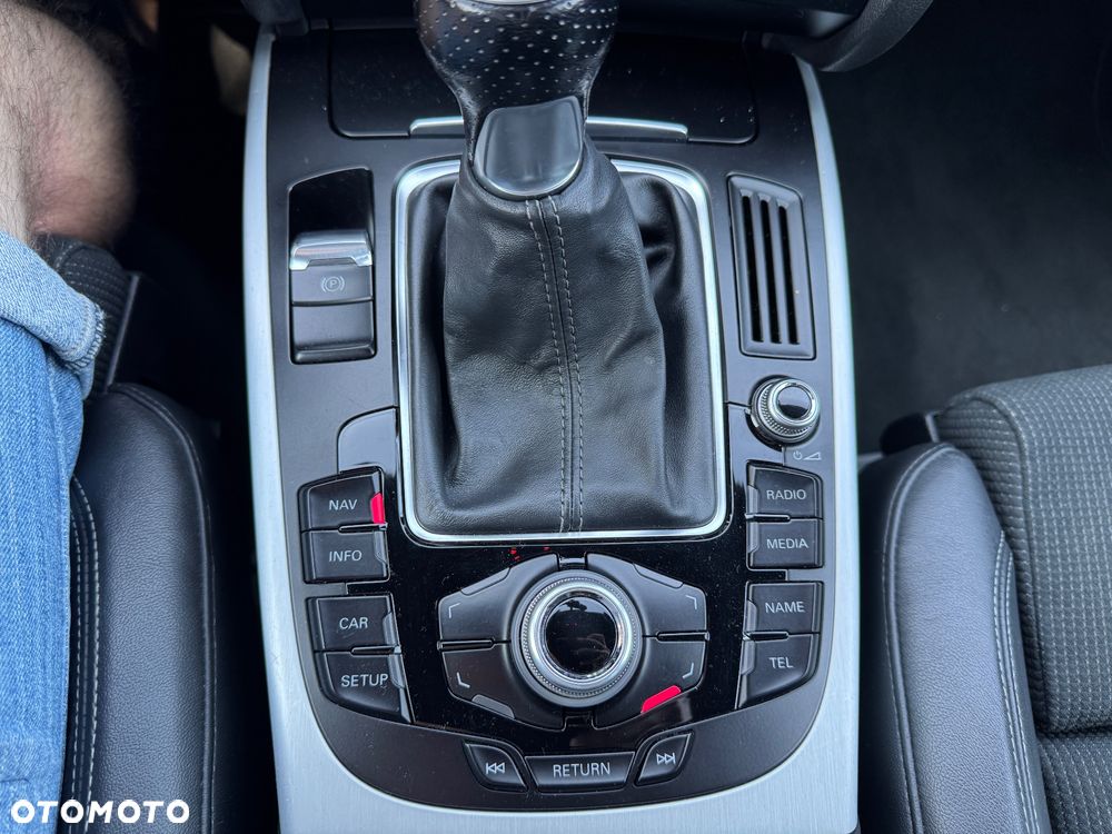 Audi A4 Avant 2.0 TDI DPF S line Sportpaket - 16