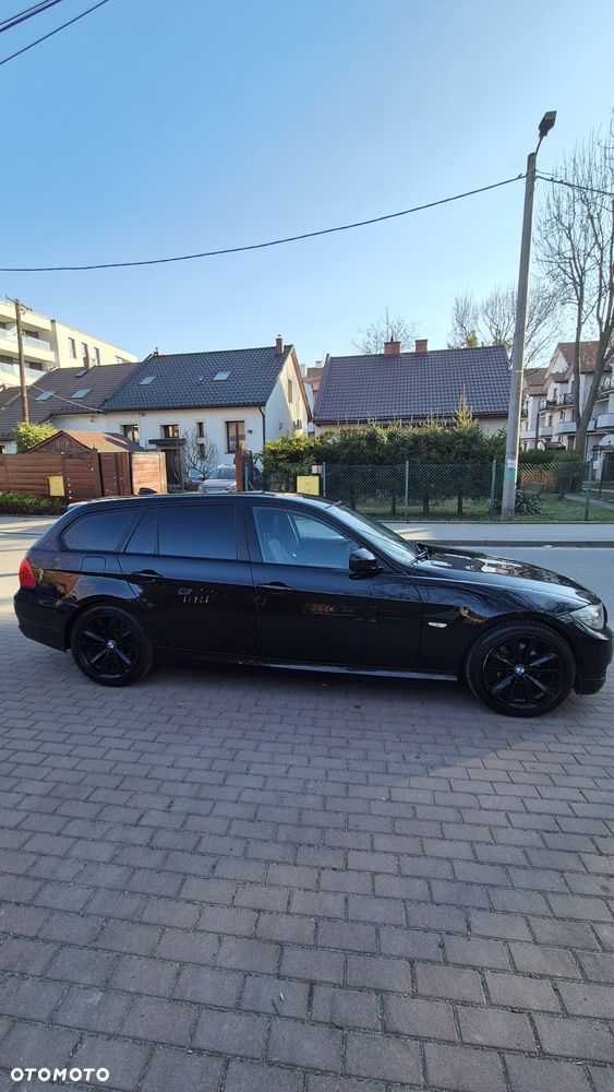 BMW Seria 3 320d DPF Efficient Dynamics Edition - 10