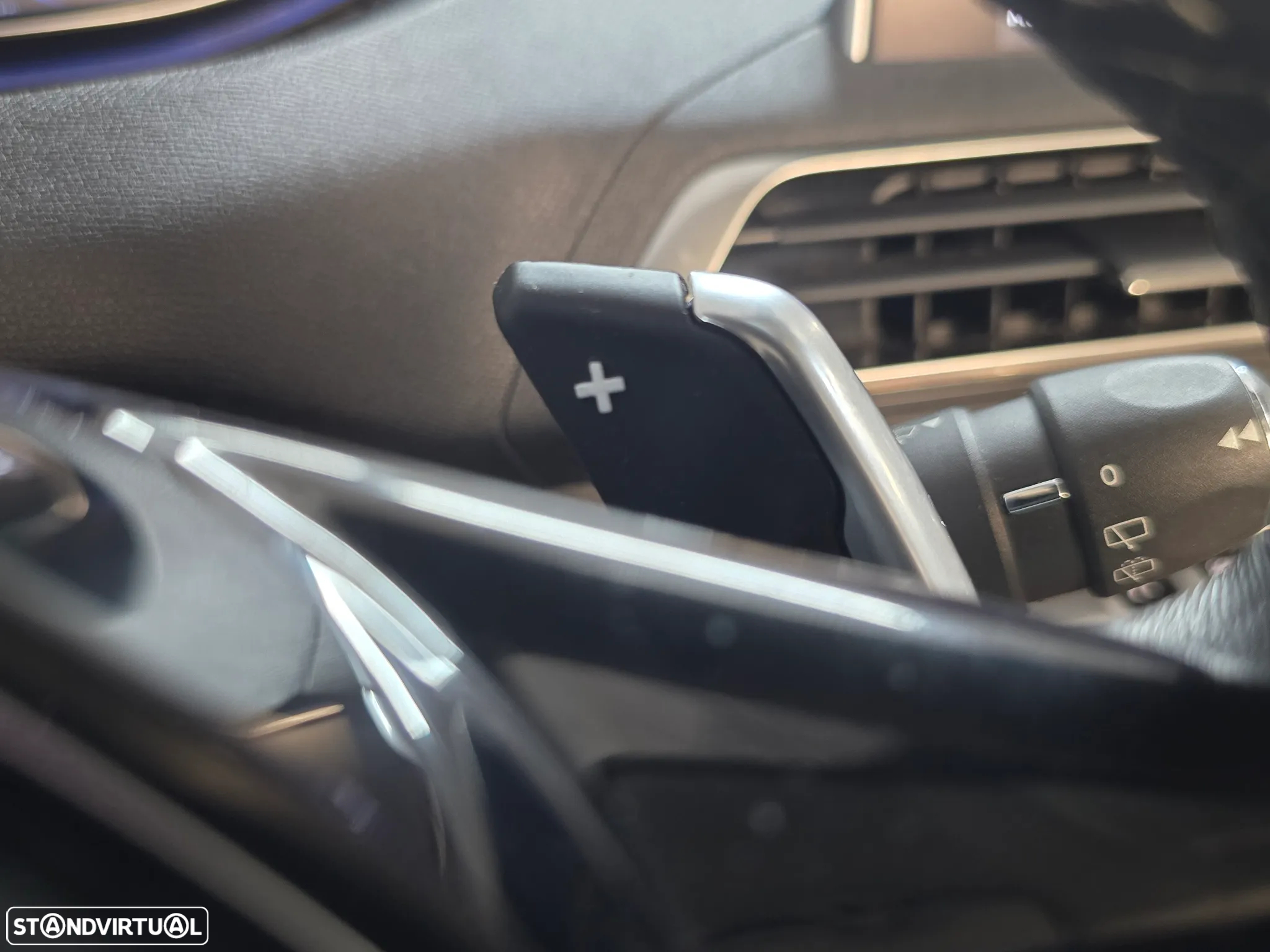 Peugeot 3008 1.2 PureTech Allure Pack EAT8 - 15