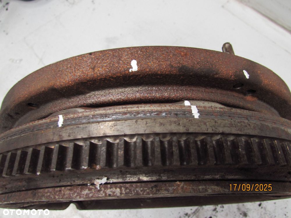 VW CRAFTER 2.5 TDI 09-11 SPRZEGLO KOLO DWUMASOWE TARCZA 9 mm DOCISK - 14