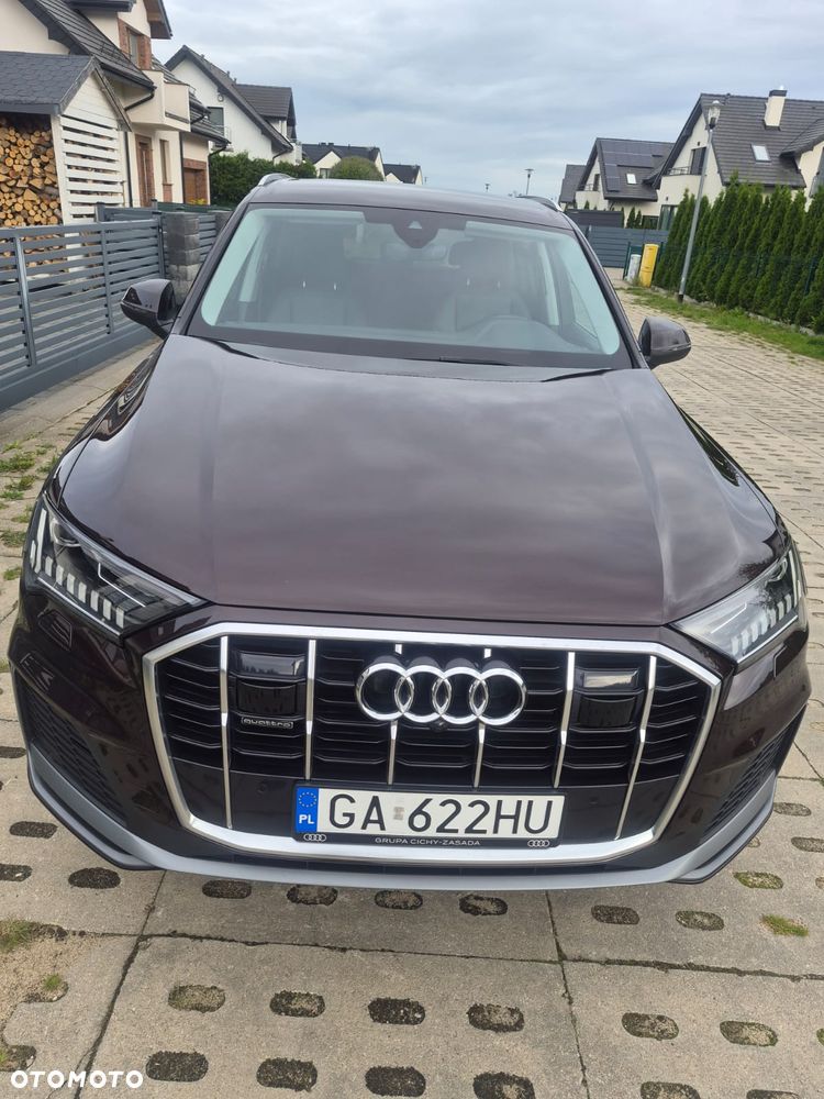 Audi Q7 - 1