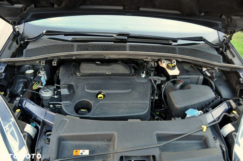 Ford S-Max - 38