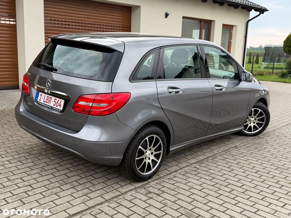 Mercedes-Benz Klasa B 180 7G-DCT Edition - 7