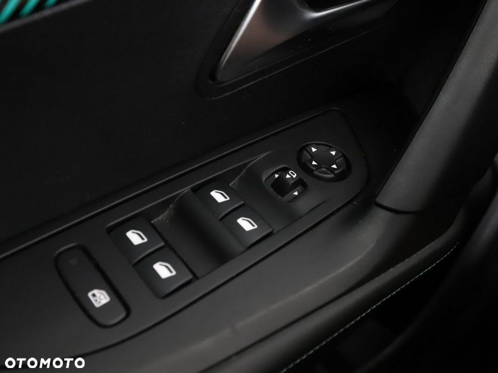 Peugeot 2008 PureTech 100 Stop&Start Allure Pack - 38
