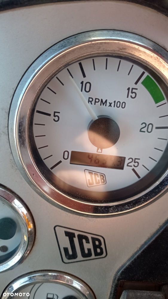 JCB 3CX CONTRACTOR - 9