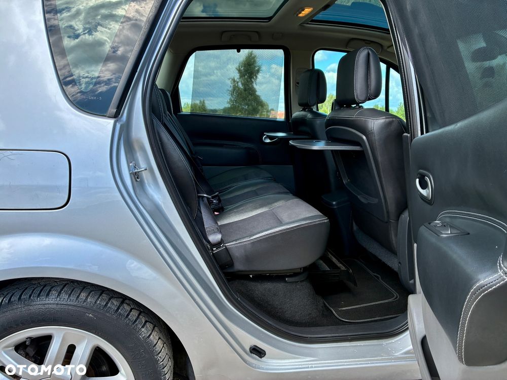 Renault Scenic - 22