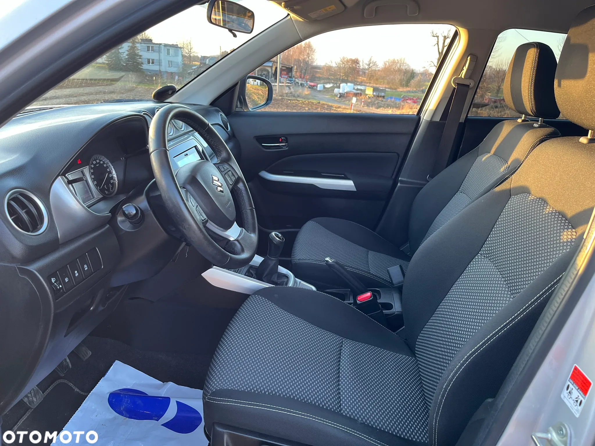 Suzuki Vitara 1.6 (4x2) Comfort+ - 9