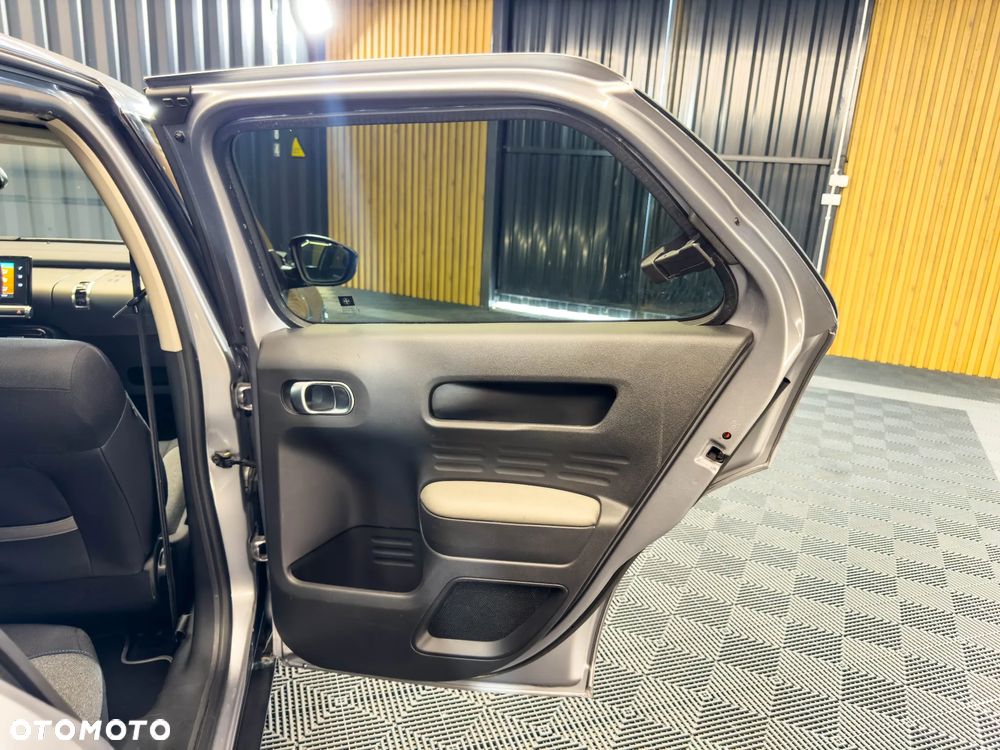 Citroën C4 Cactus 1.2 PureTech Feel S&S EAT6 - 30