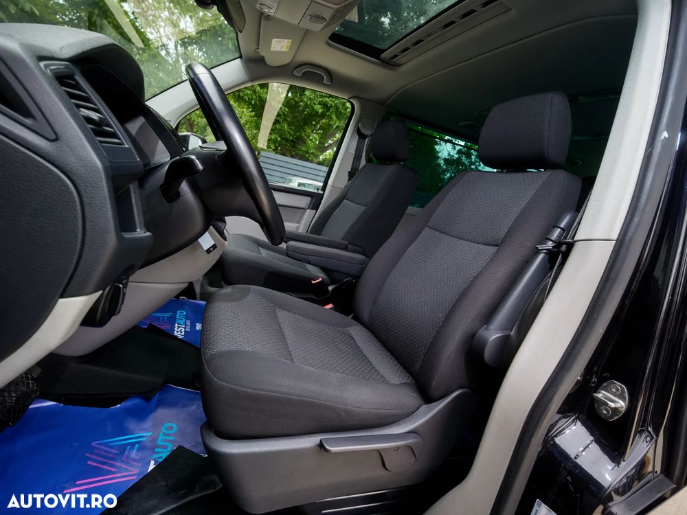 Volkswagen Caravelle KR Comfortline DSG 4M - 13