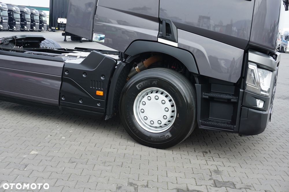 Renault / T 460 / EURO 6 / ACC / RETARDER / SLEEPER CAB - 19