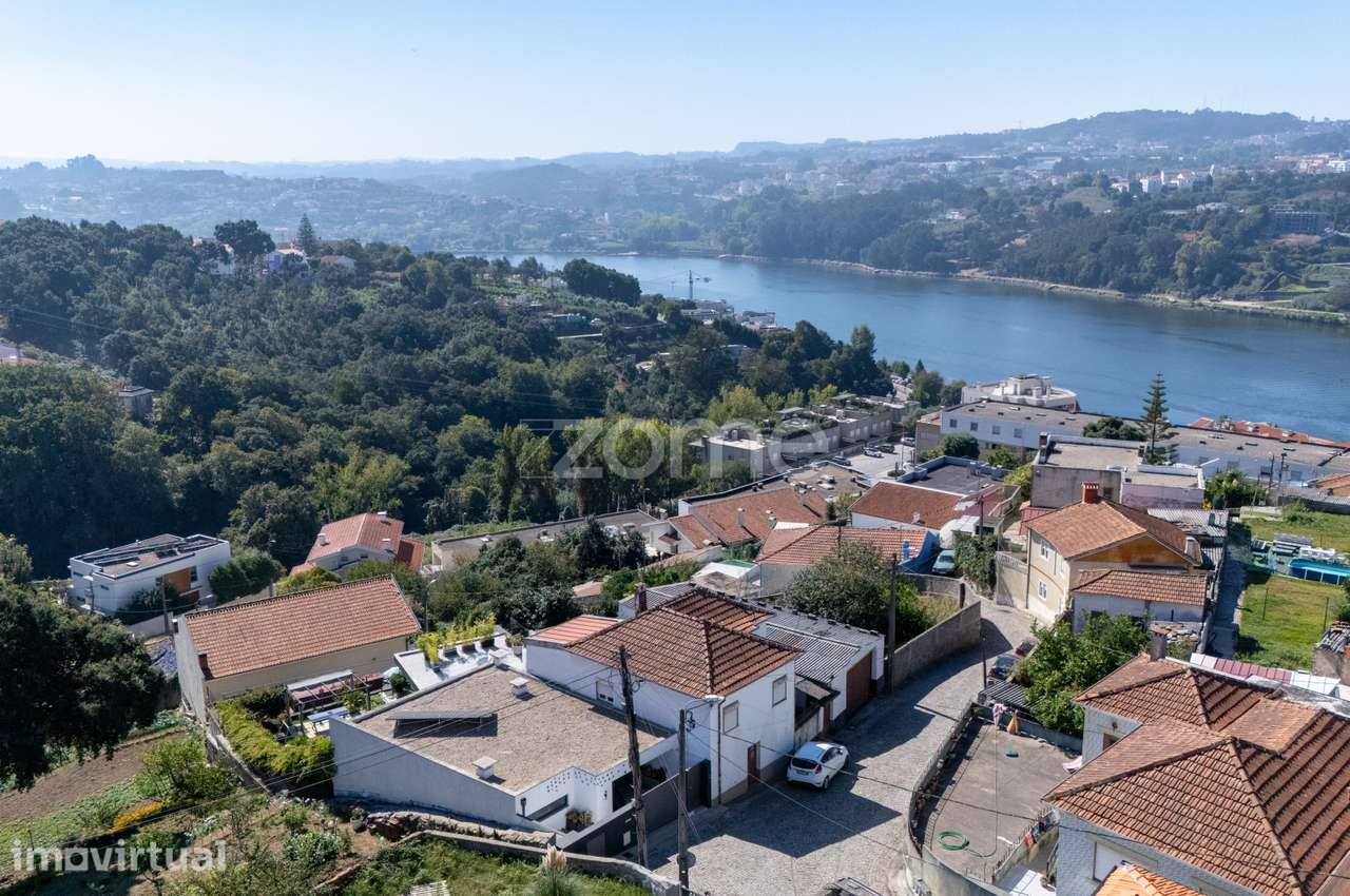Moradia T3 com terreno e vistas sobre o Rio Douro, Valbom - Grande imagem: 4/38