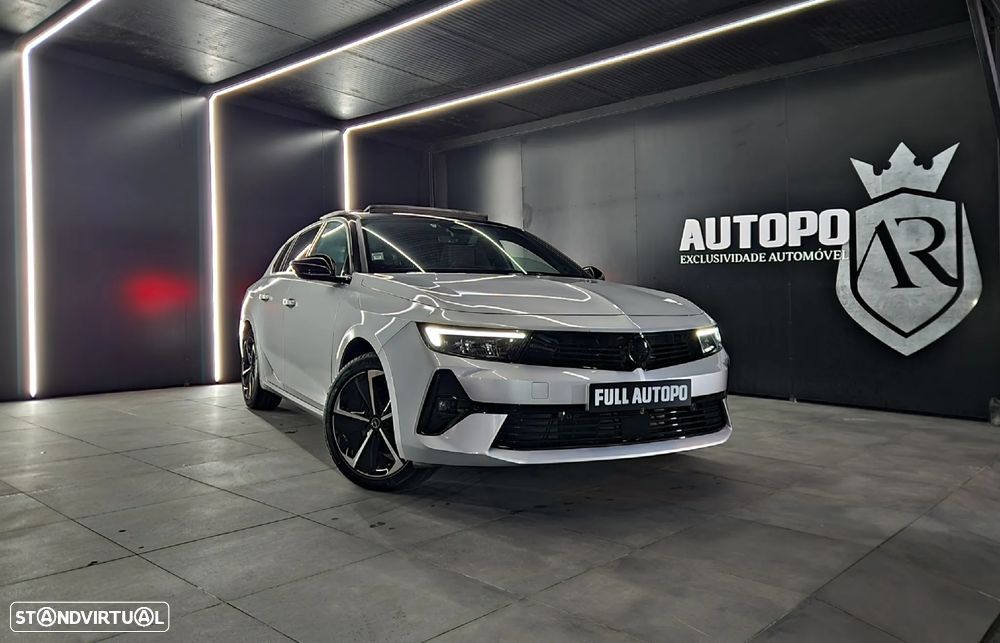 Opel Astra Sports Tourer 1.2 T GS Line - 1