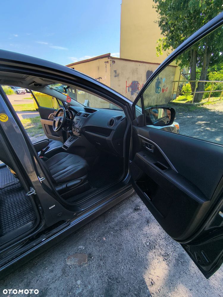 Mazda 5 - 14