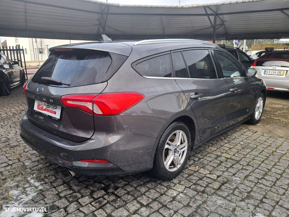 Ford Focus SW 1.5 TDCi EcoBlue Vignale - 7