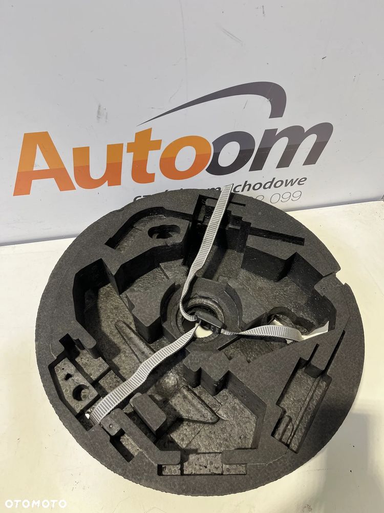 WKŁAD KOŁA LEWAREK AUDI A3 8P 8P0012109E - 1