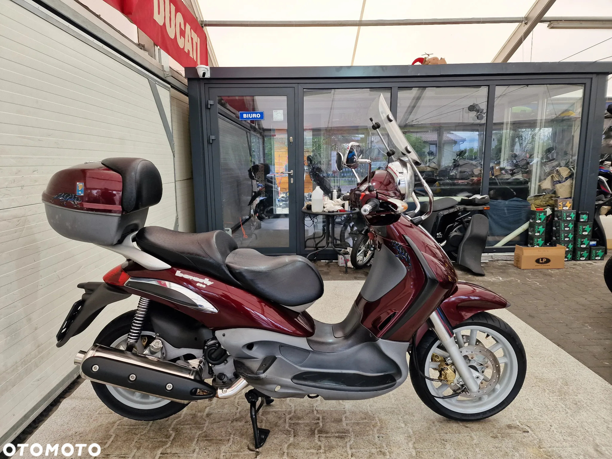 Piaggio Beverly - 18