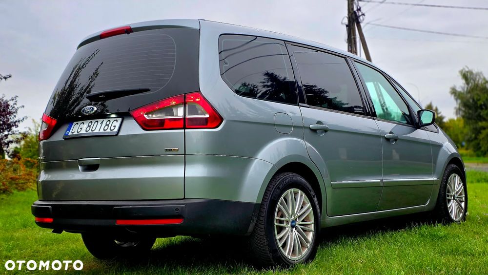 Ford Galaxy 2011 photo 3