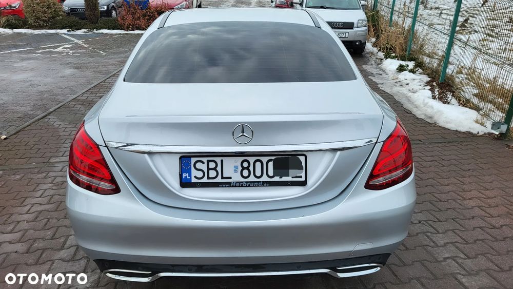 Mercedes-Benz Klasa C 180 (BlueEFFICIENCY) Avantgarde - 23