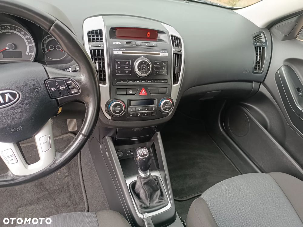 Kia ProCeed 1.6 Crdi Comfort - 25
