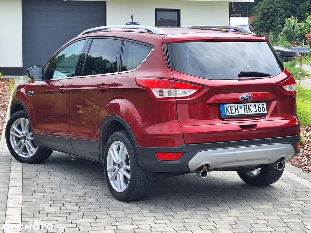 Ford Kuga 1.5 EcoBoost 2x4 Titanium - 12