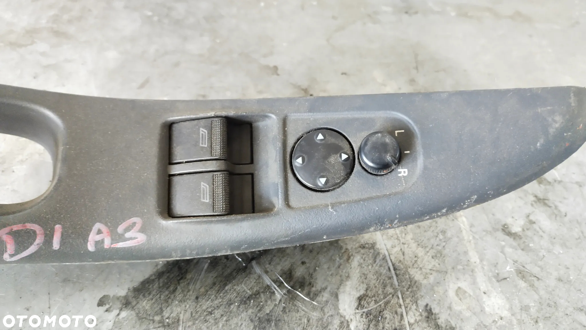 Panel sterowania szyb lusterek Audi OE 8L3867171 - 3