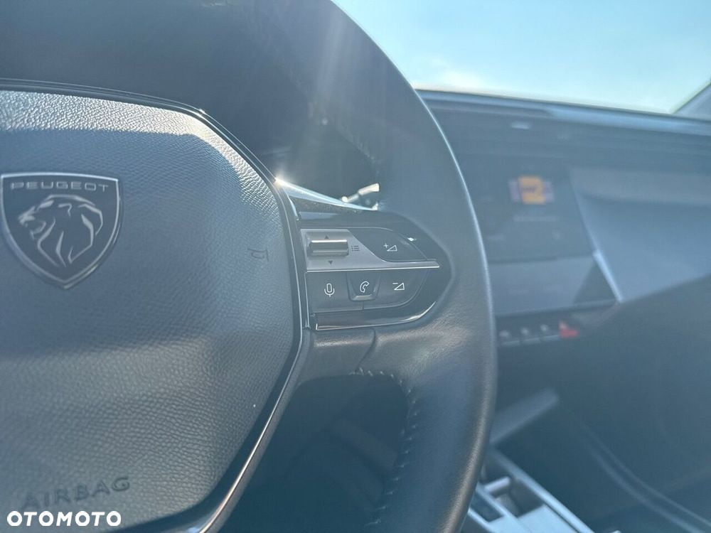 Peugeot 308 1.2 PureTech Allure S&S EAT8 - 17