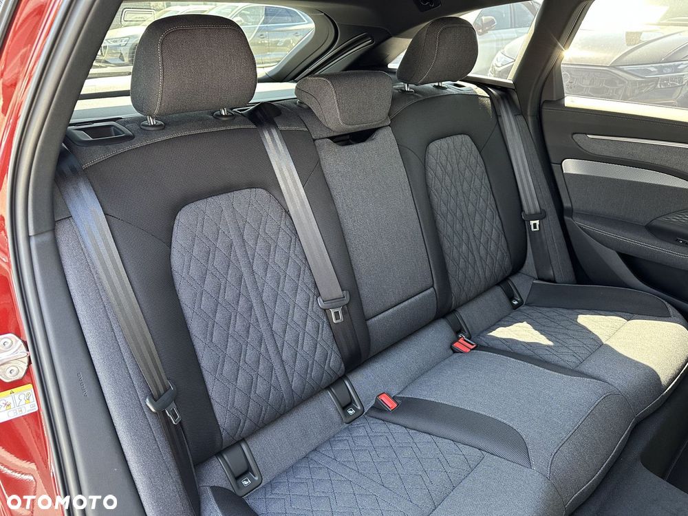 Audi A6 Avant - 24