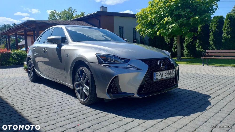 Lexus IS - 2