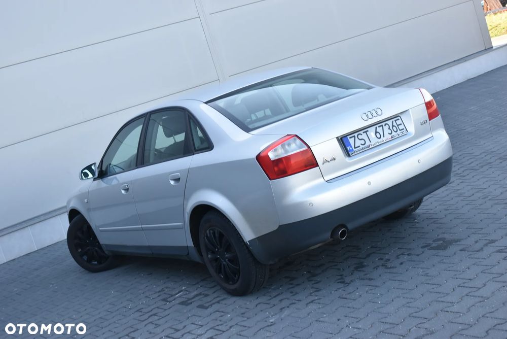 Audi A4 Limousine - 26