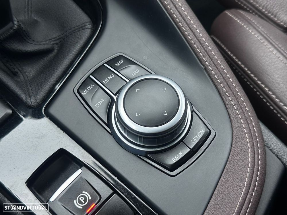 BMW X2 18 d sDrive Auto Pack M — fotografia 38