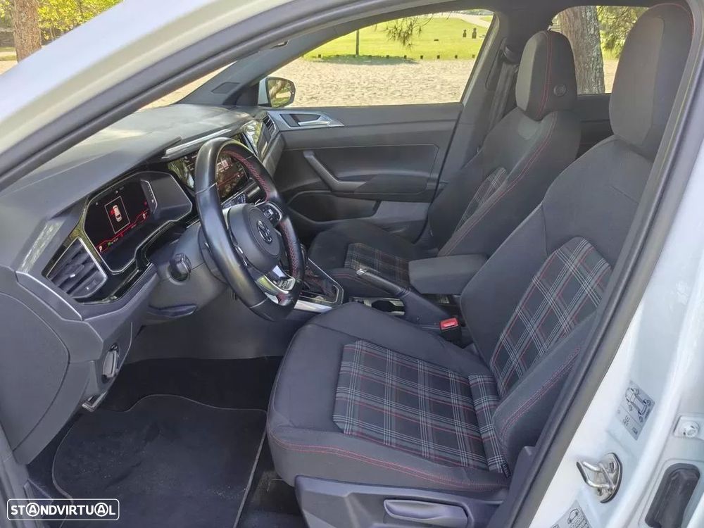 VW Polo 2.0 TSI GTI DSG - 14