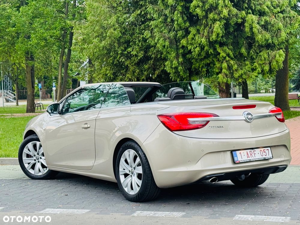 Opel Cascada 1.4 T Cosmo S&S - 4