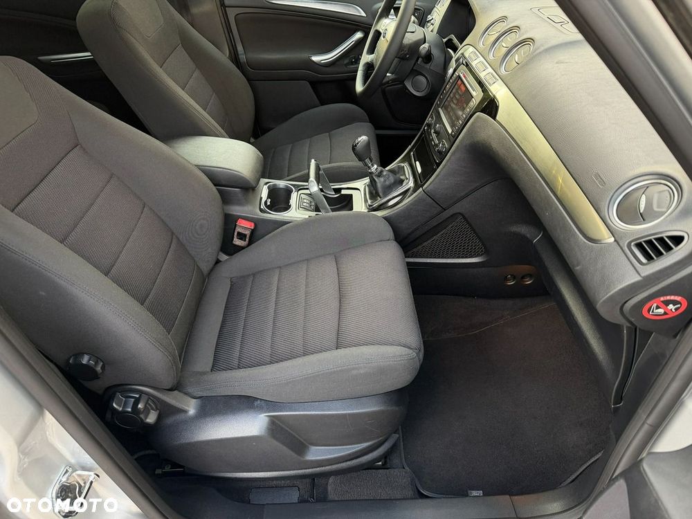 Ford Galaxy 2.0 TDCi Titanium - 17