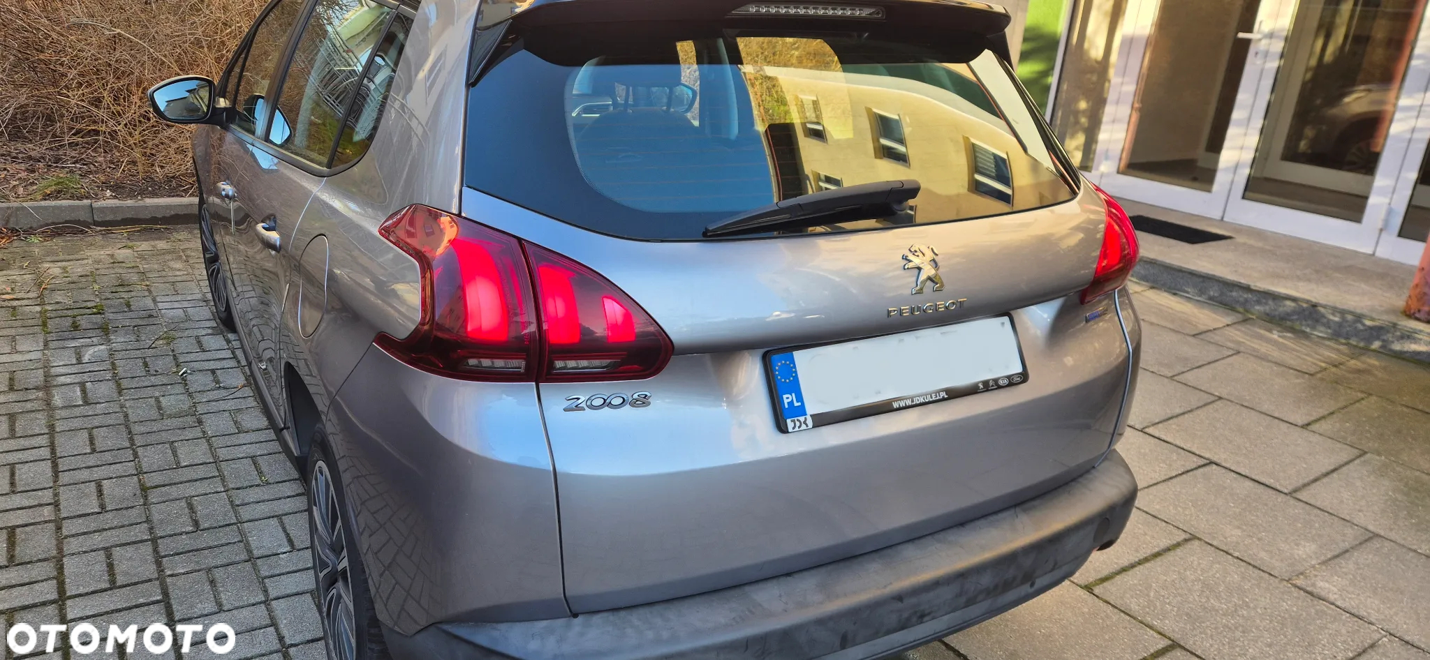 Peugeot 2008 1.2 Pure Tech Active S&S - 2