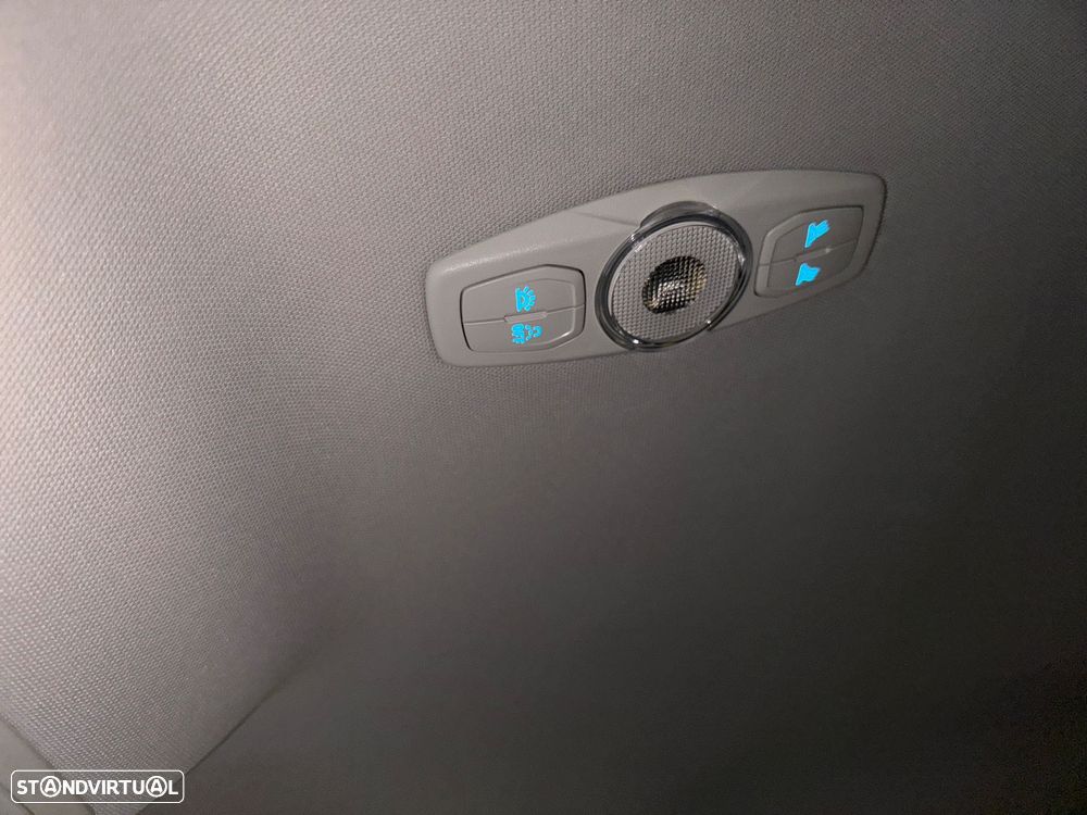 Ford Focus 1.0 EcoBoost Titanium - 29