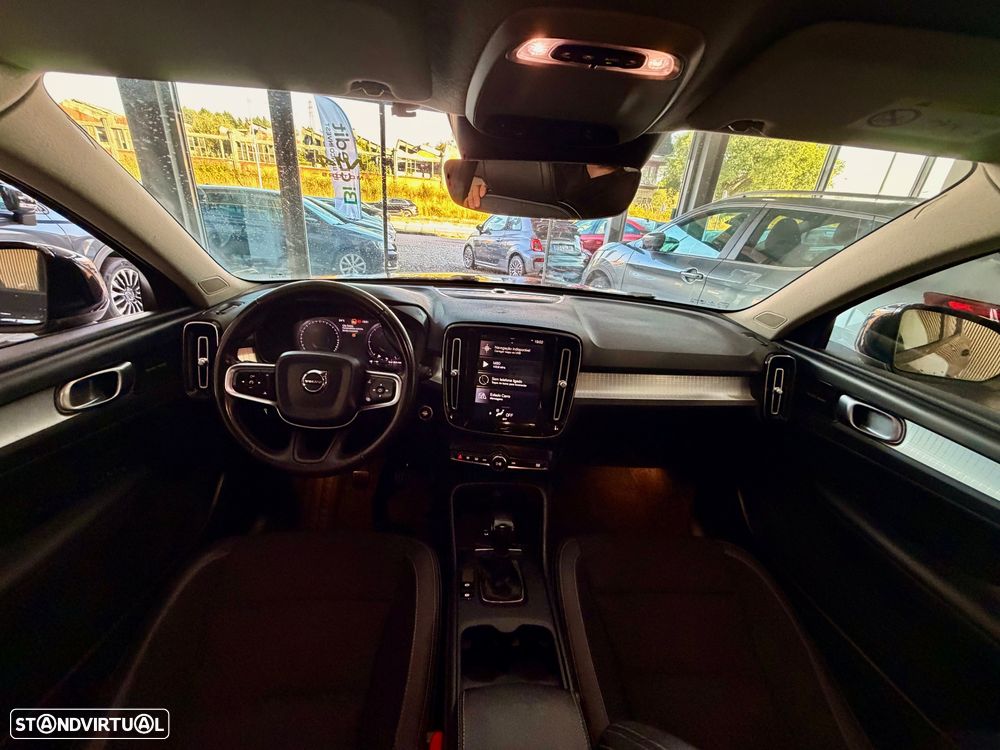 Volvo XC 40 2.0 D3 Momentum Plus - 10