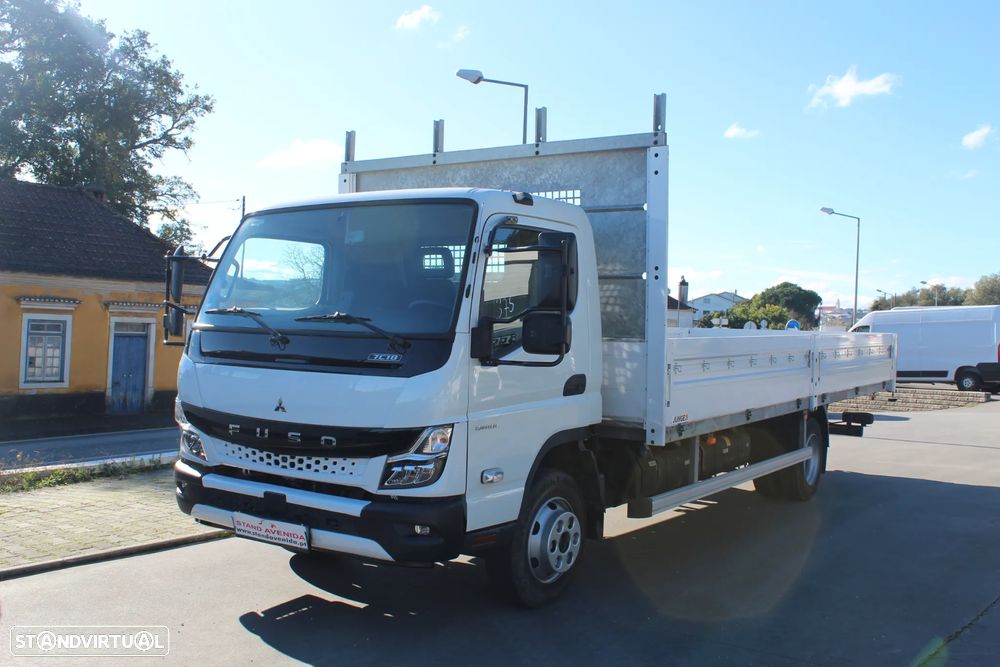Mitsubishi FUSO CANTER 7C18 // NOVO MODELO - 1