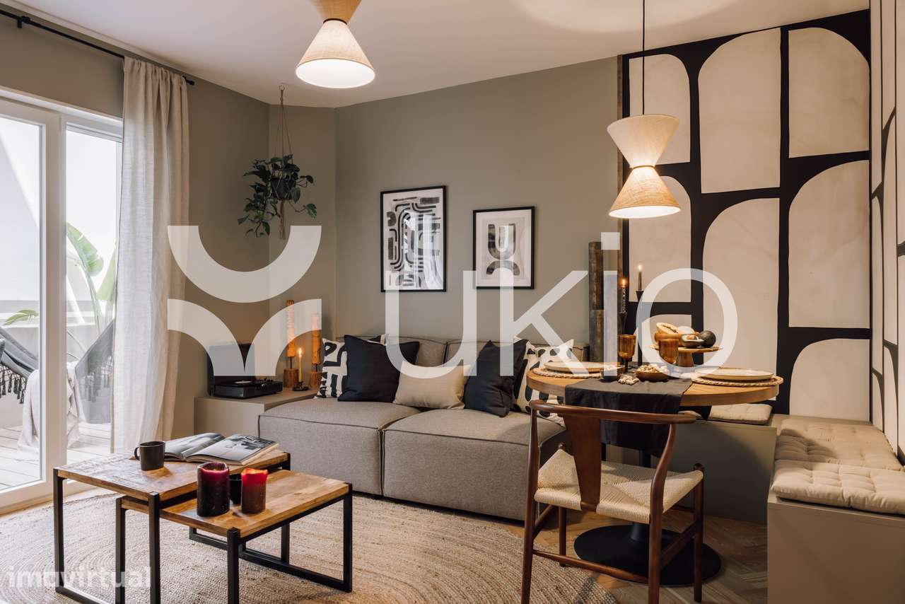 Apartamento T2 quartos com terraço na Lapa - Grande imagem: 2/22