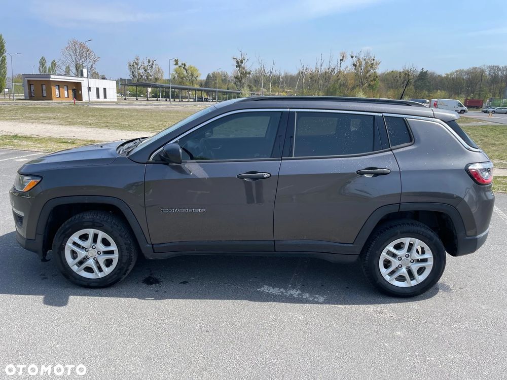 Jeep Compass - 2